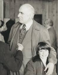 ირაკლი ბესარიონის ძე აბაშიძე (1909-1992); პოეტი, აკადემიკოსი. დაბ. ხონი, იმერეთი.